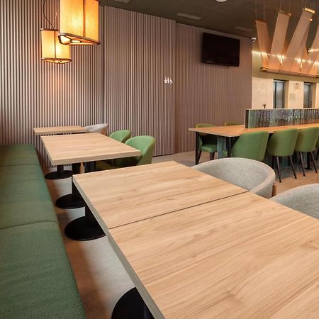 B&B Hotel Santo Tirso Luaran gambar