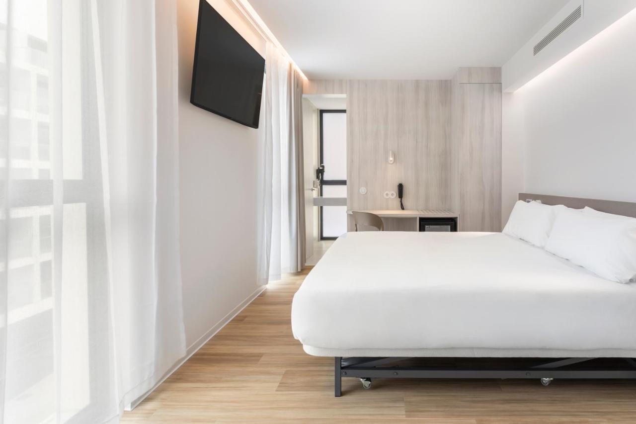 B&B Hotel Santo Tirso Luaran gambar