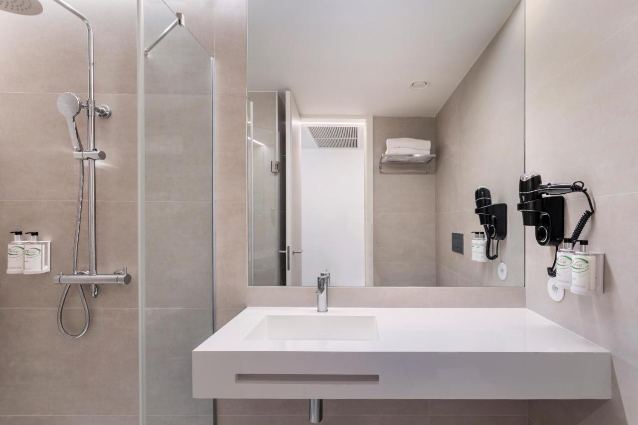 B&B Hotel Santo Tirso Luaran gambar