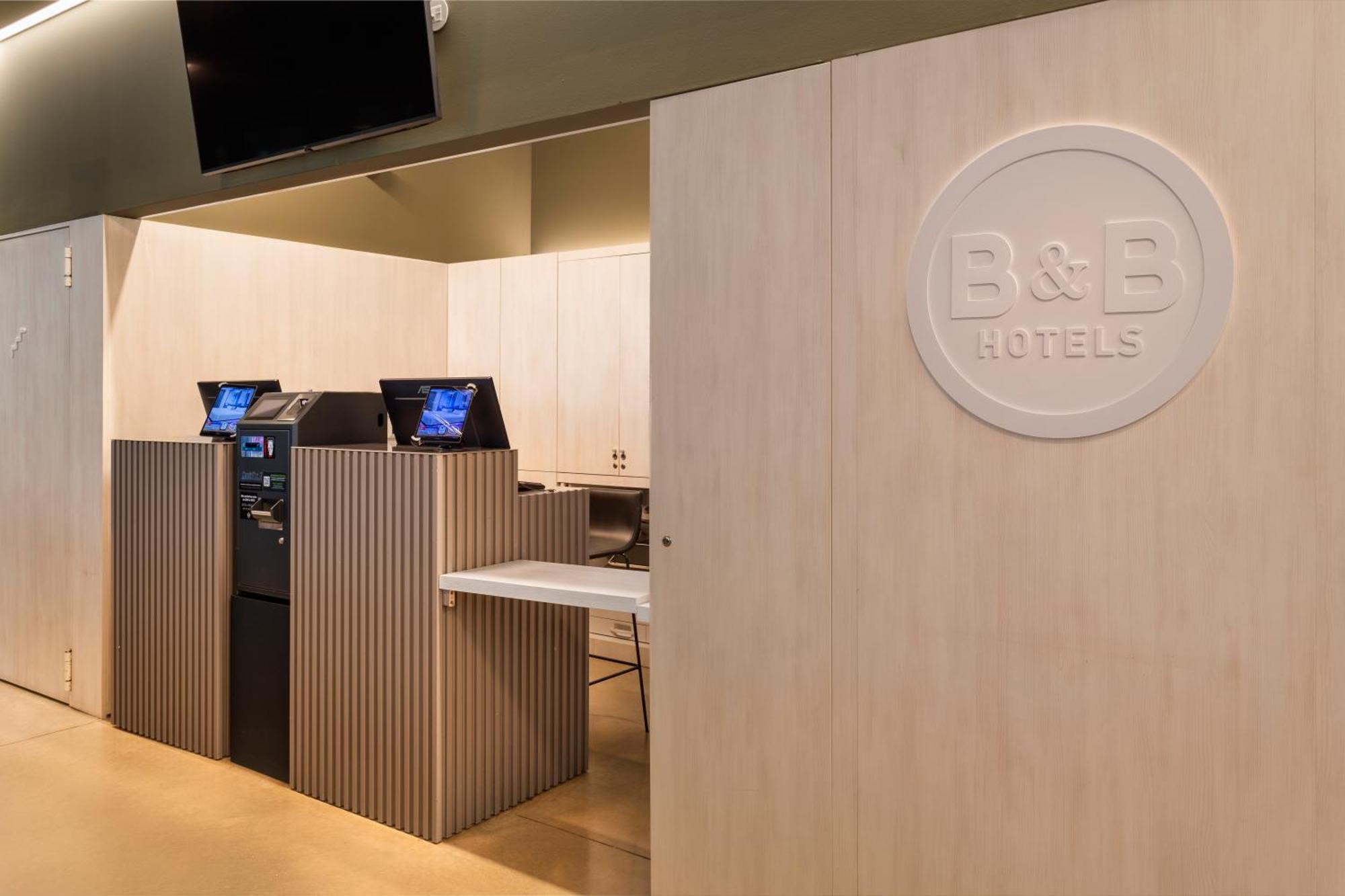B&B Hotel Santo Tirso Luaran gambar